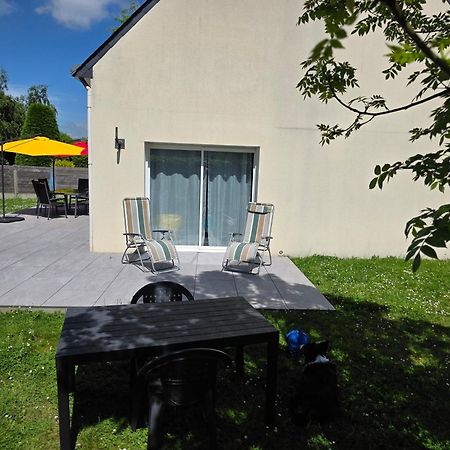 Maison De Famille Situee A Saint-Molf. Exterior foto